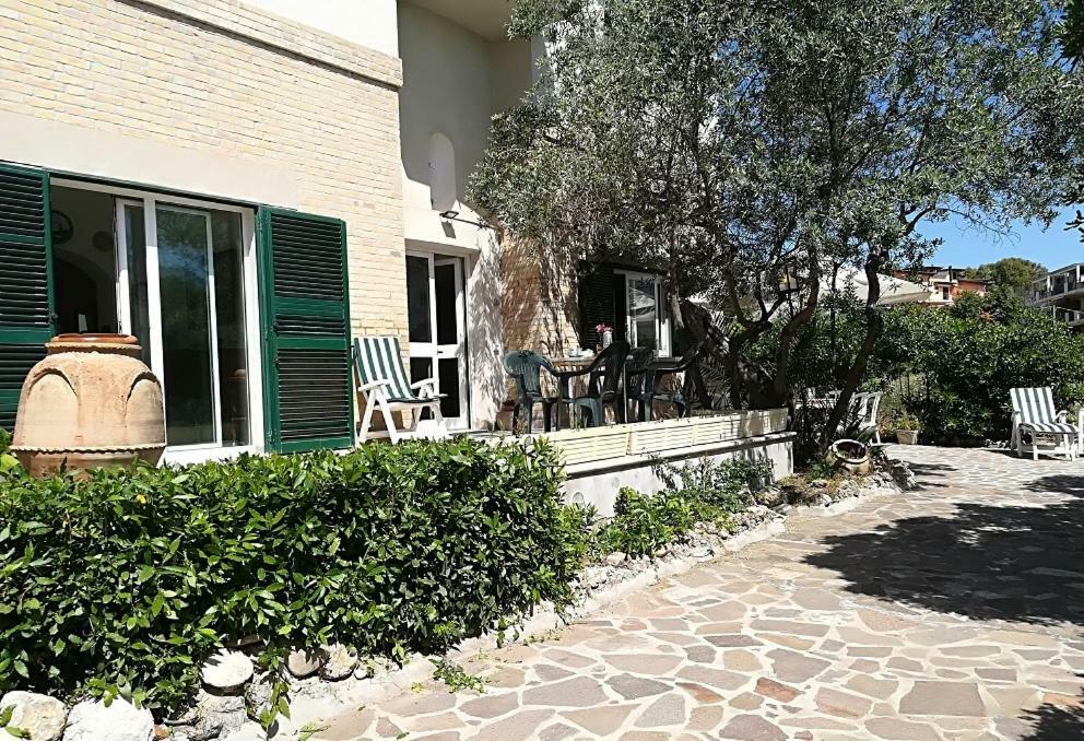 Villa Ariosa Vasto Exteriér fotografie